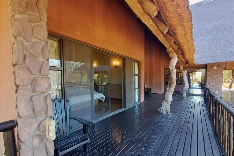 5 Bedroom Property for Sale in Vaalkop Dam North West